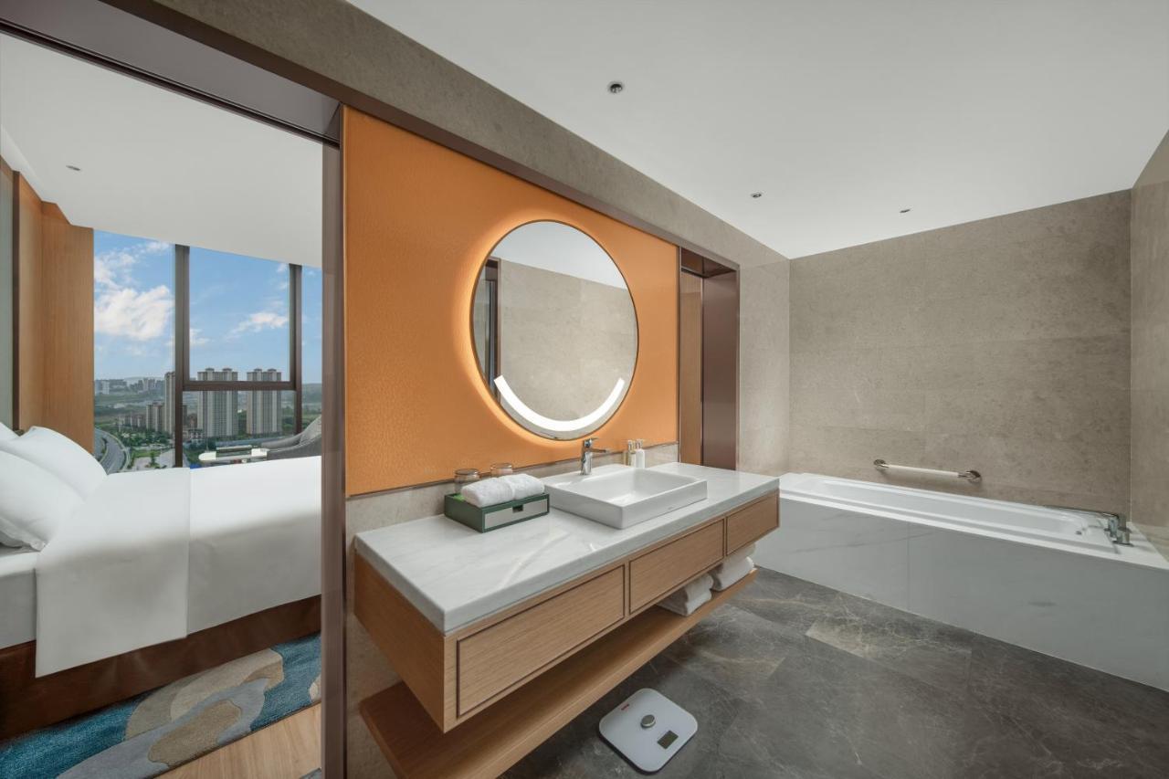Holiday Inn Luzhou Longjian By Ihg Экстерьер фото